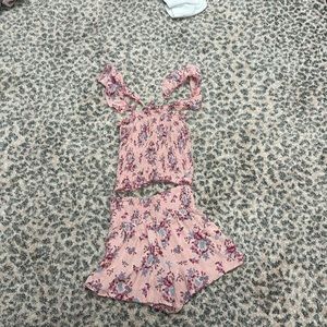 Tru Luv set size 10 but runs small like an 8